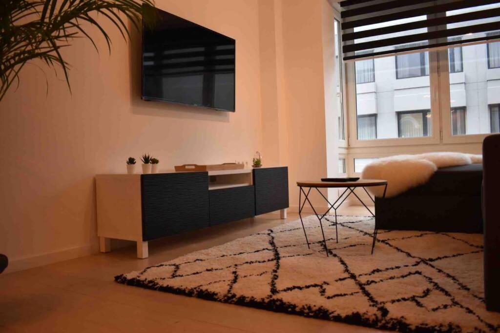 Vernieuwd Appartement Op 200M Van De Zee Ostend Luaran gambar